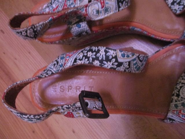 Bunte Esprit Sandalen mit Keilabsatz - Größe 38 - TOP-Zustand! Seventies 70er