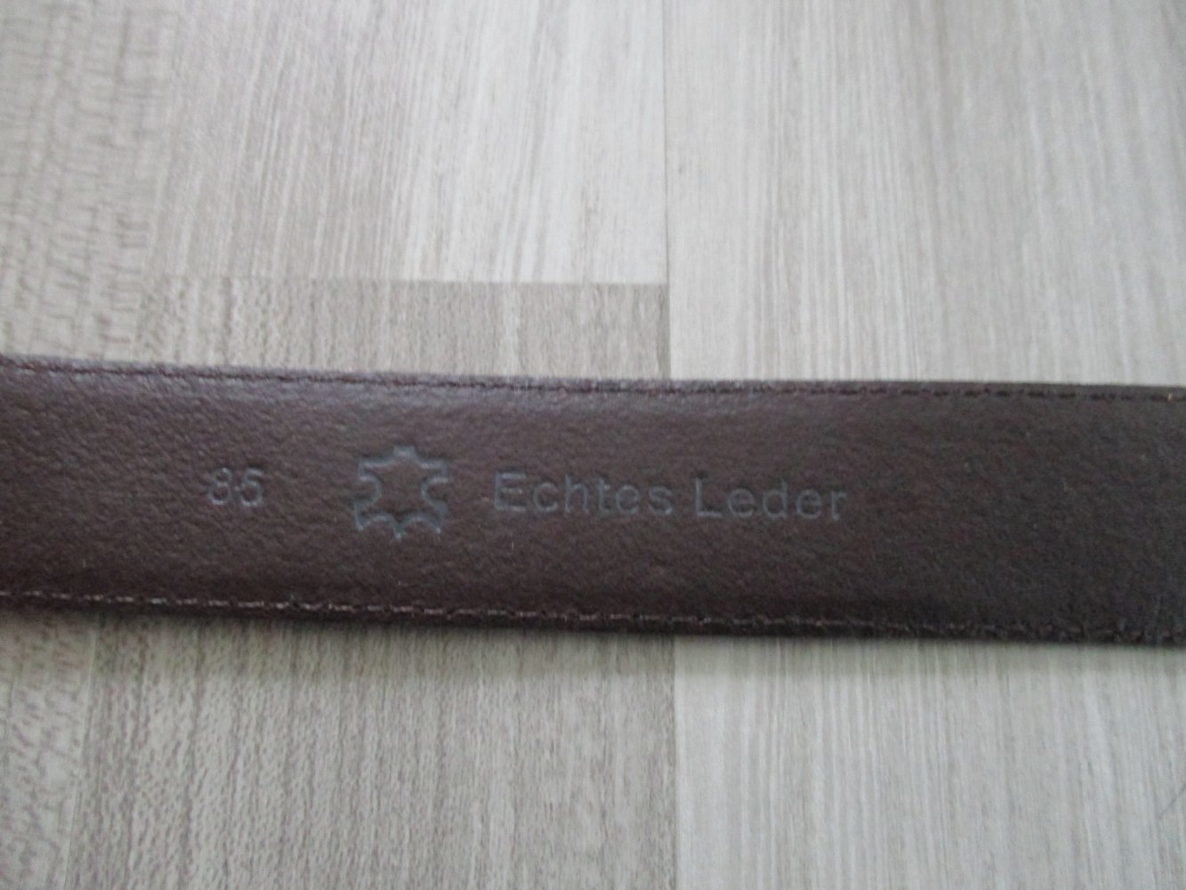 Dunkel lila Gürtel - Echtes Leder - Größe 85/M - TOP-Zustand!