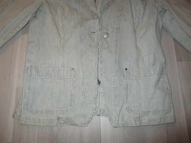 Blau-weiß gestreifte Jacke von Esprit - Größe M/L - TOP-Zustand!