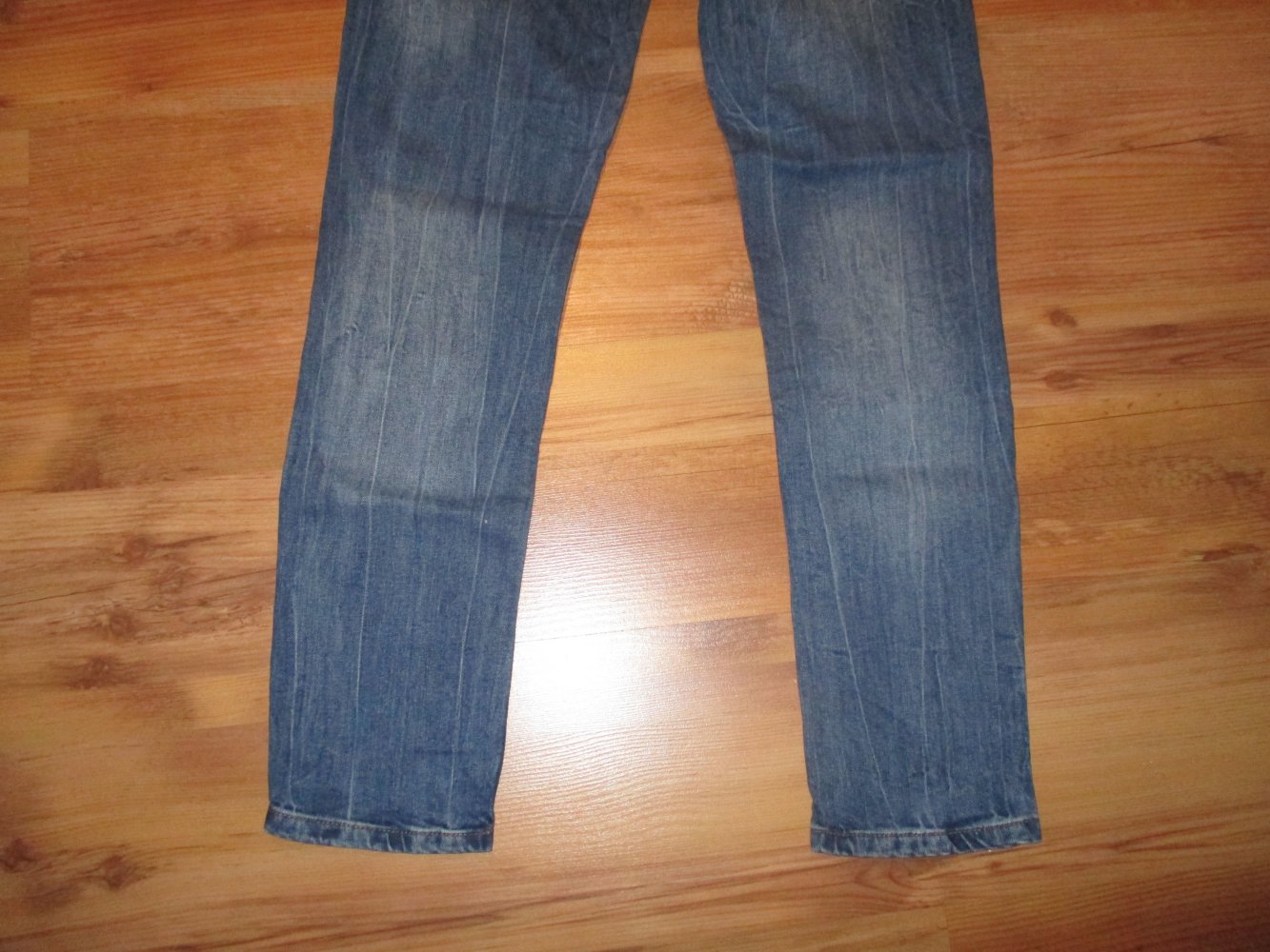Blaue Jeans von Anastacia mit Nieten - Used Style - Größe 36 - TOP Zustand!