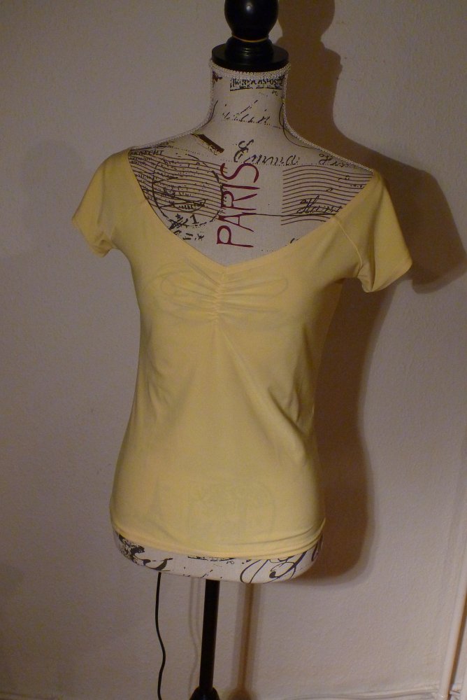 gelbes T-Shirt Gr. 36/S