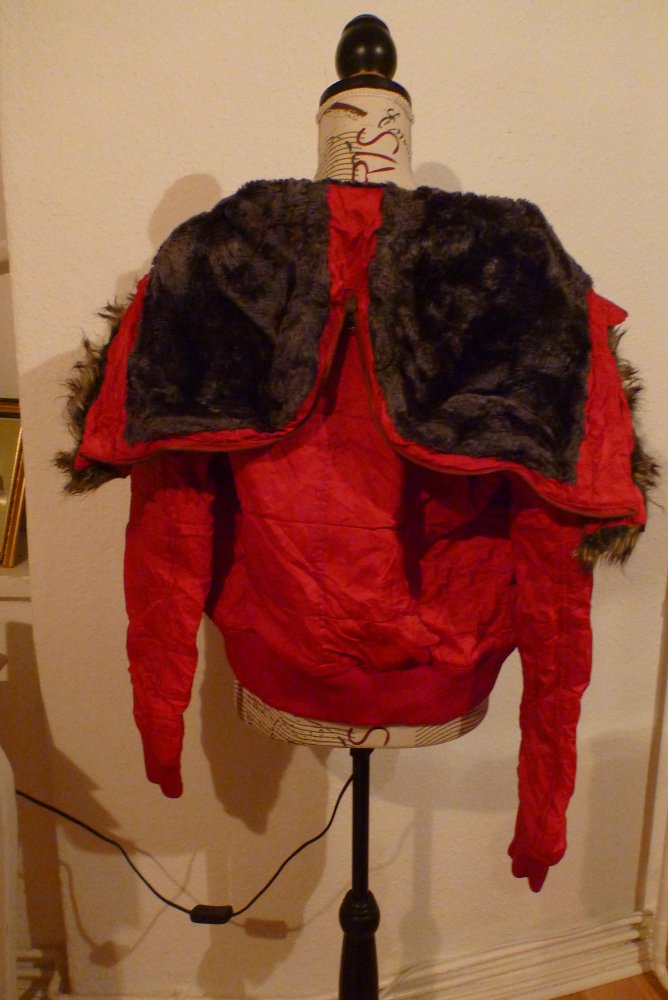 rote Cordon Winterjacke, neu Gr. S/M 36/38