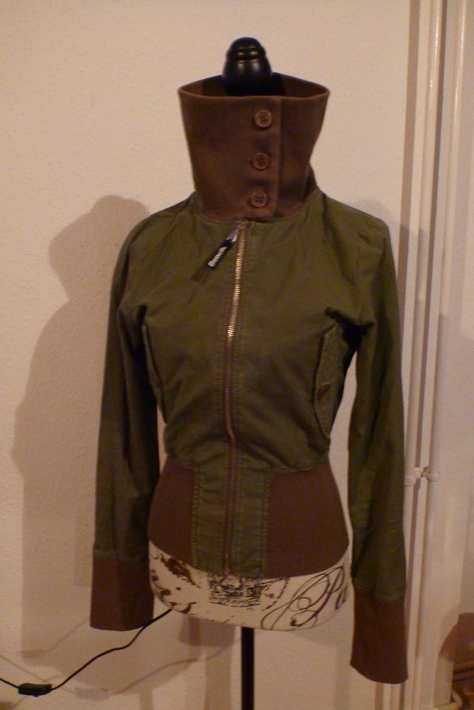 grüne Bench Jacke Gr. S/36