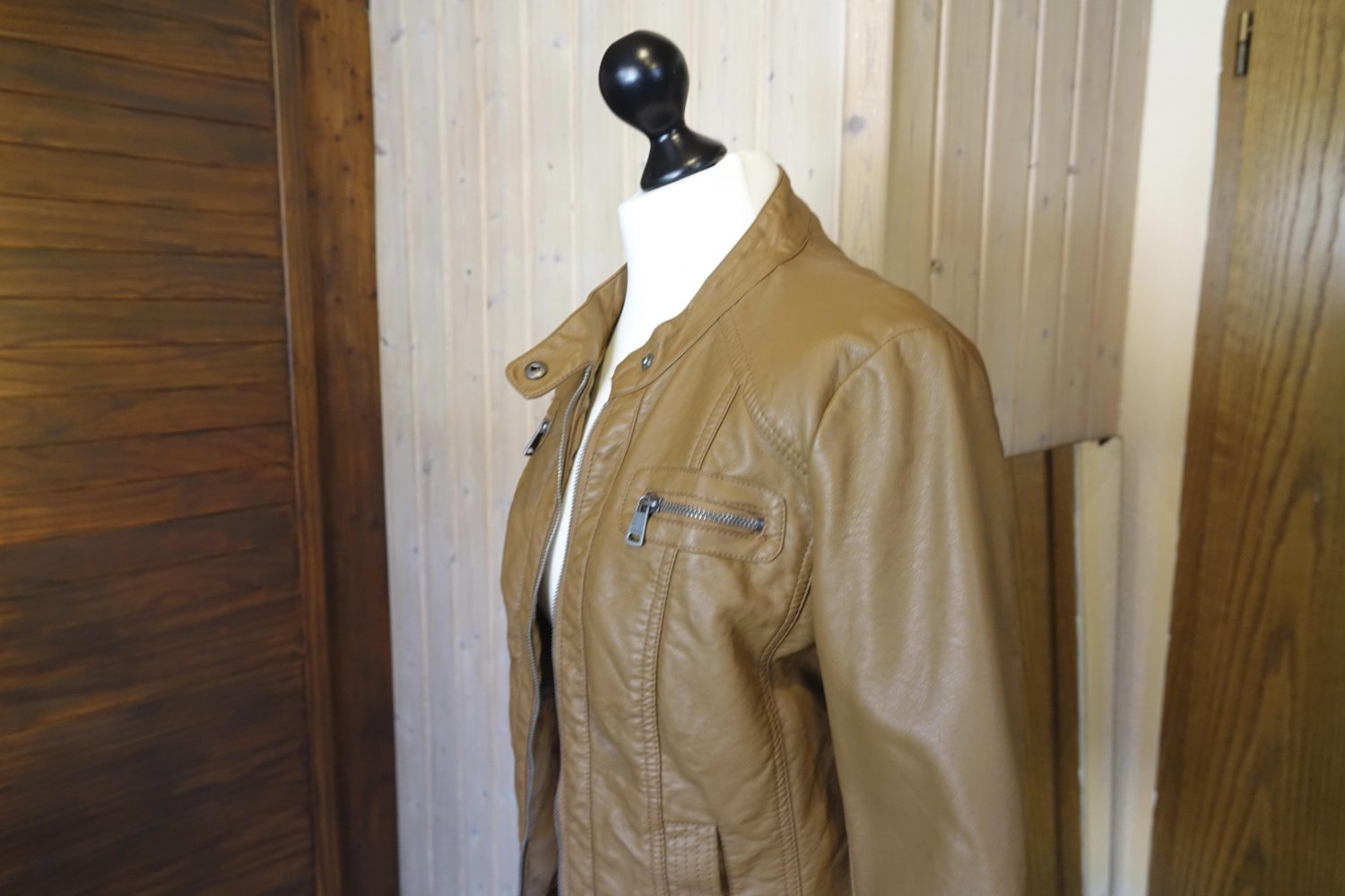 Tolle Lederjacke von Only