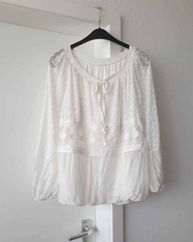 Bluse mit Details