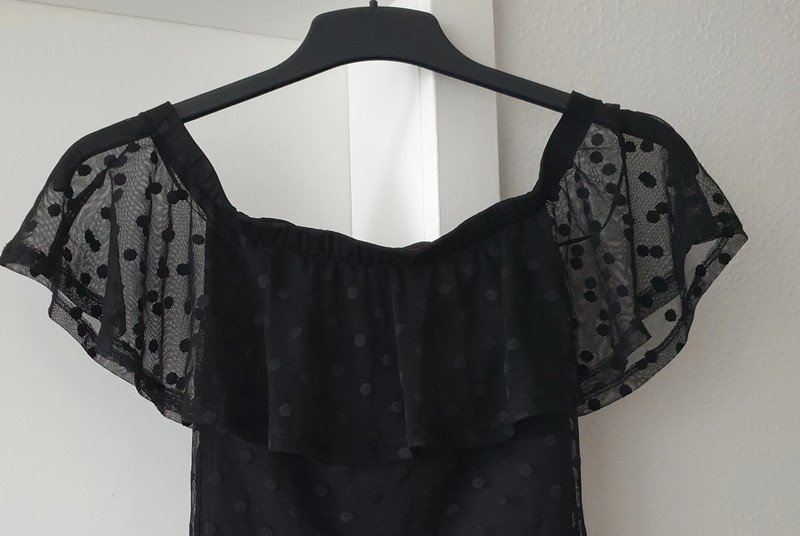 H&M Top Shirt Spitze Volant Gr. 34