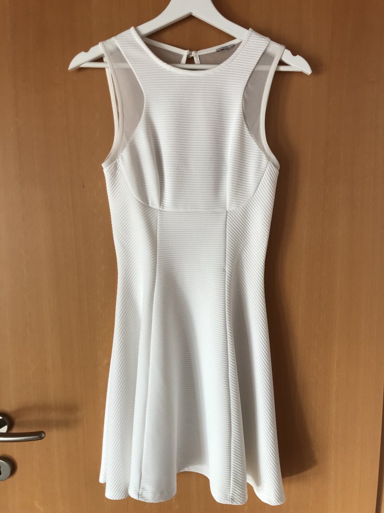 Weisses Kleid