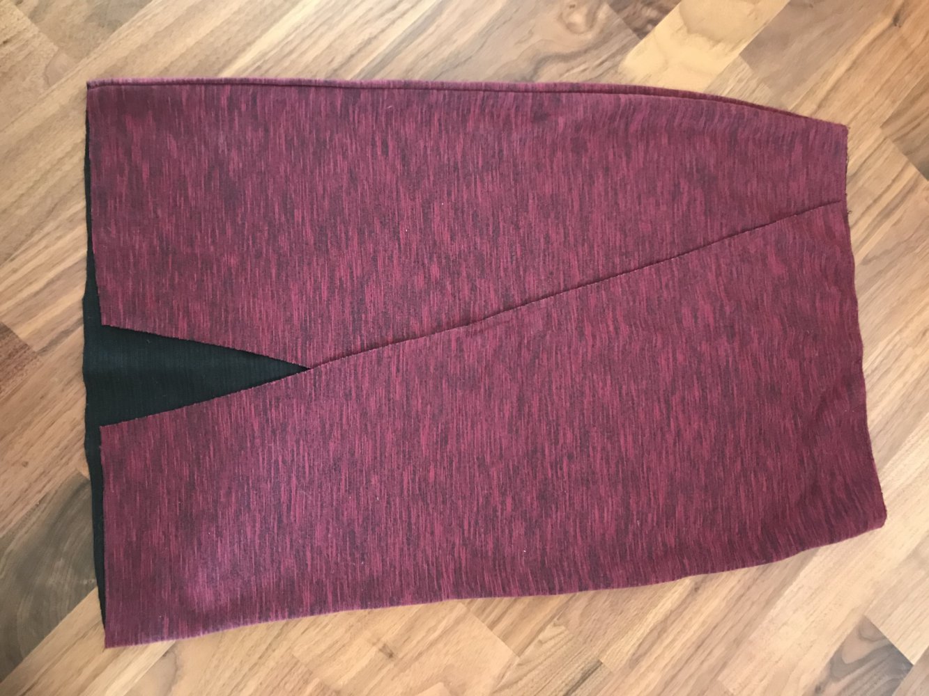 Weinroter Bleistiftrock