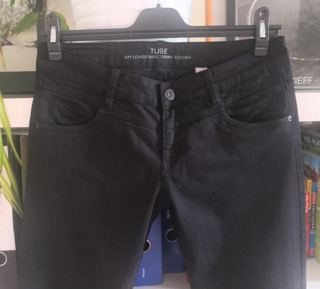 schwarze Jeans von S.Oliver, Gr. M