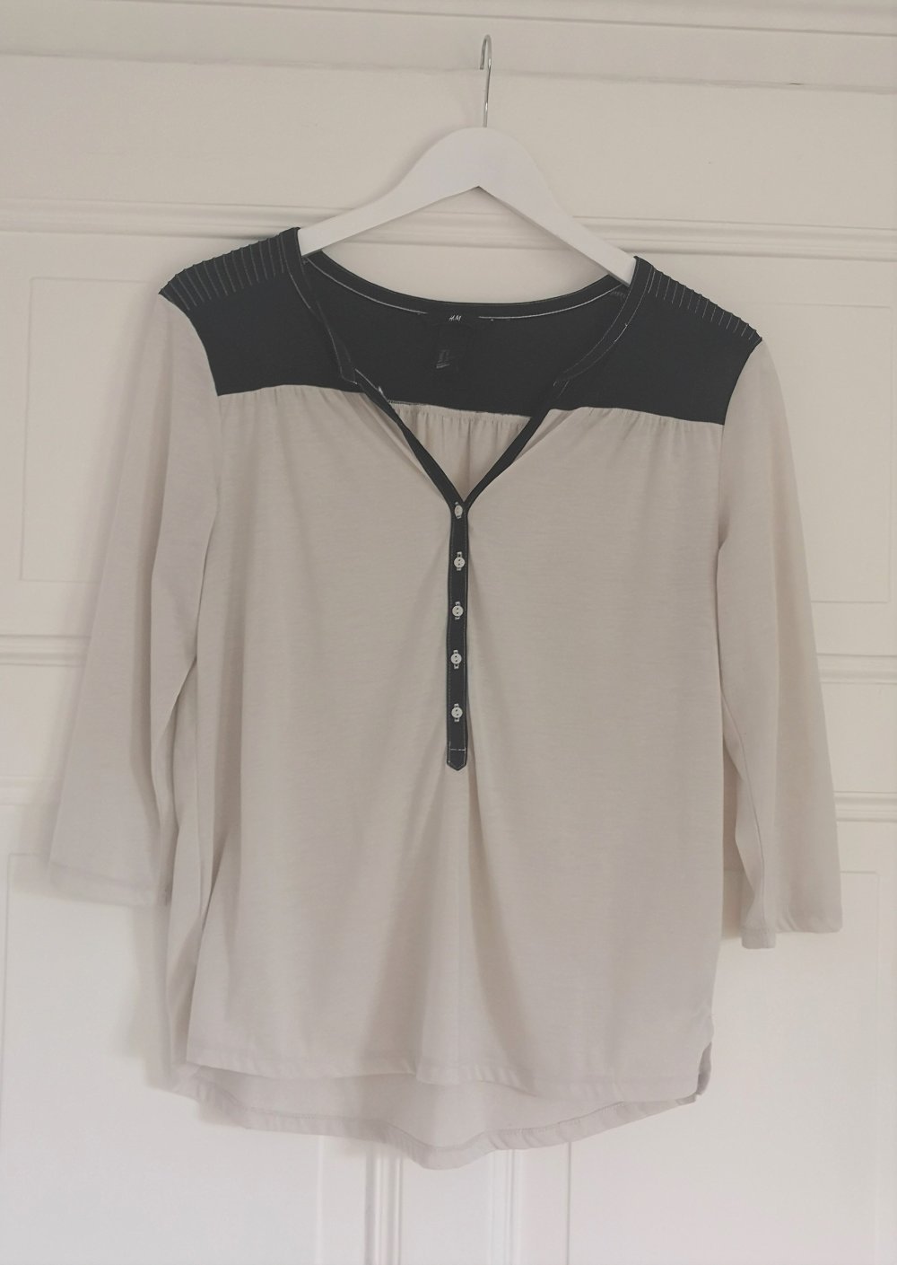 Blusenshirt von H&M, schwarz-weiß/creme, Gr. S, 3/4-Arm