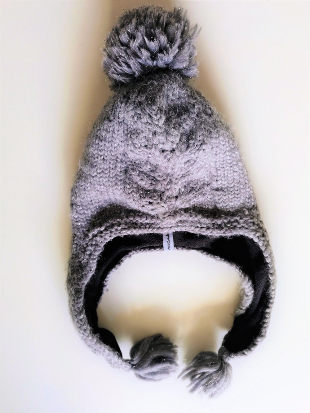 Bommelmütze von FU-R HEADWEAR, silber-grau