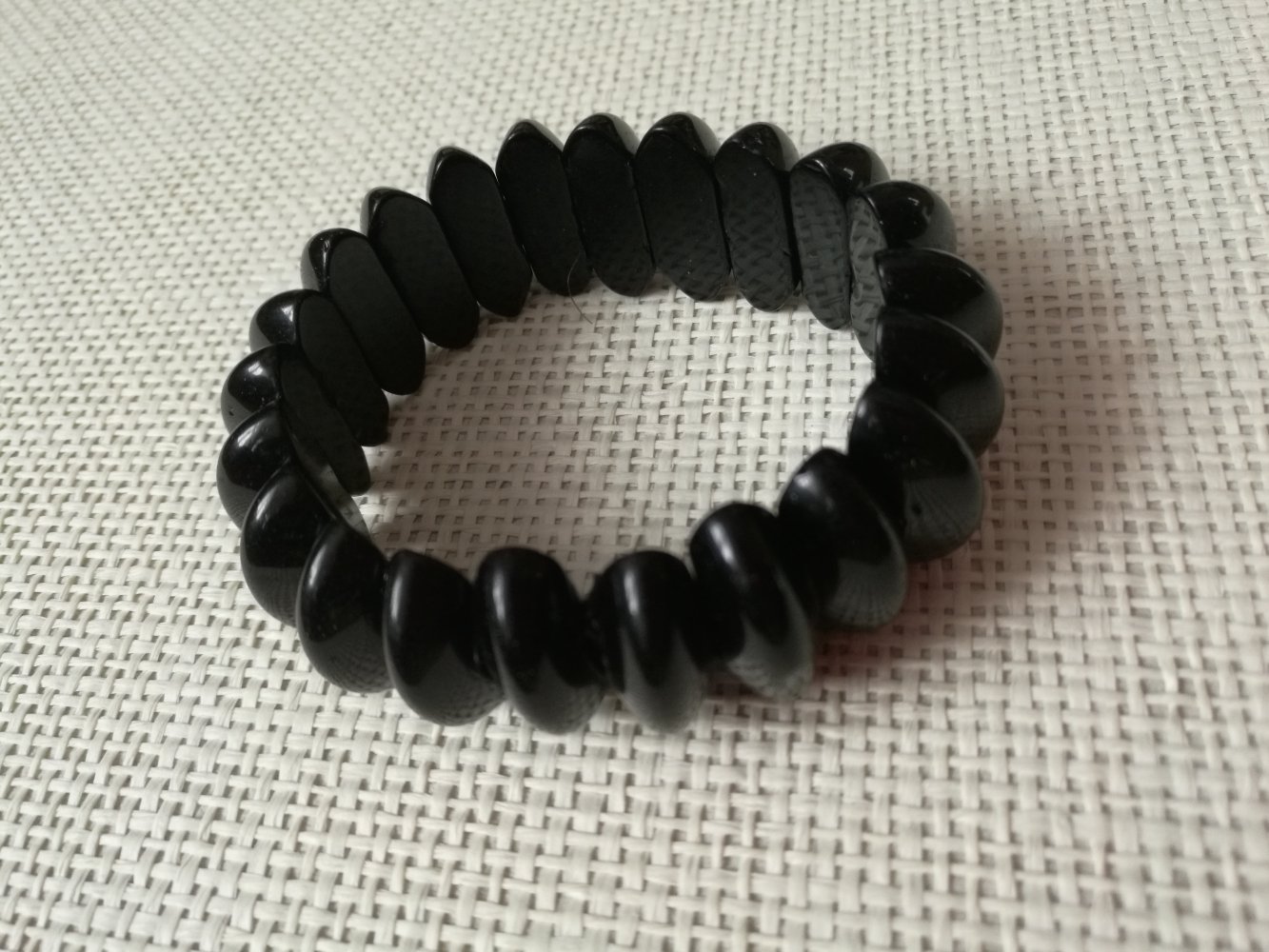 Armreif aus Turmalinquarz, schwarz