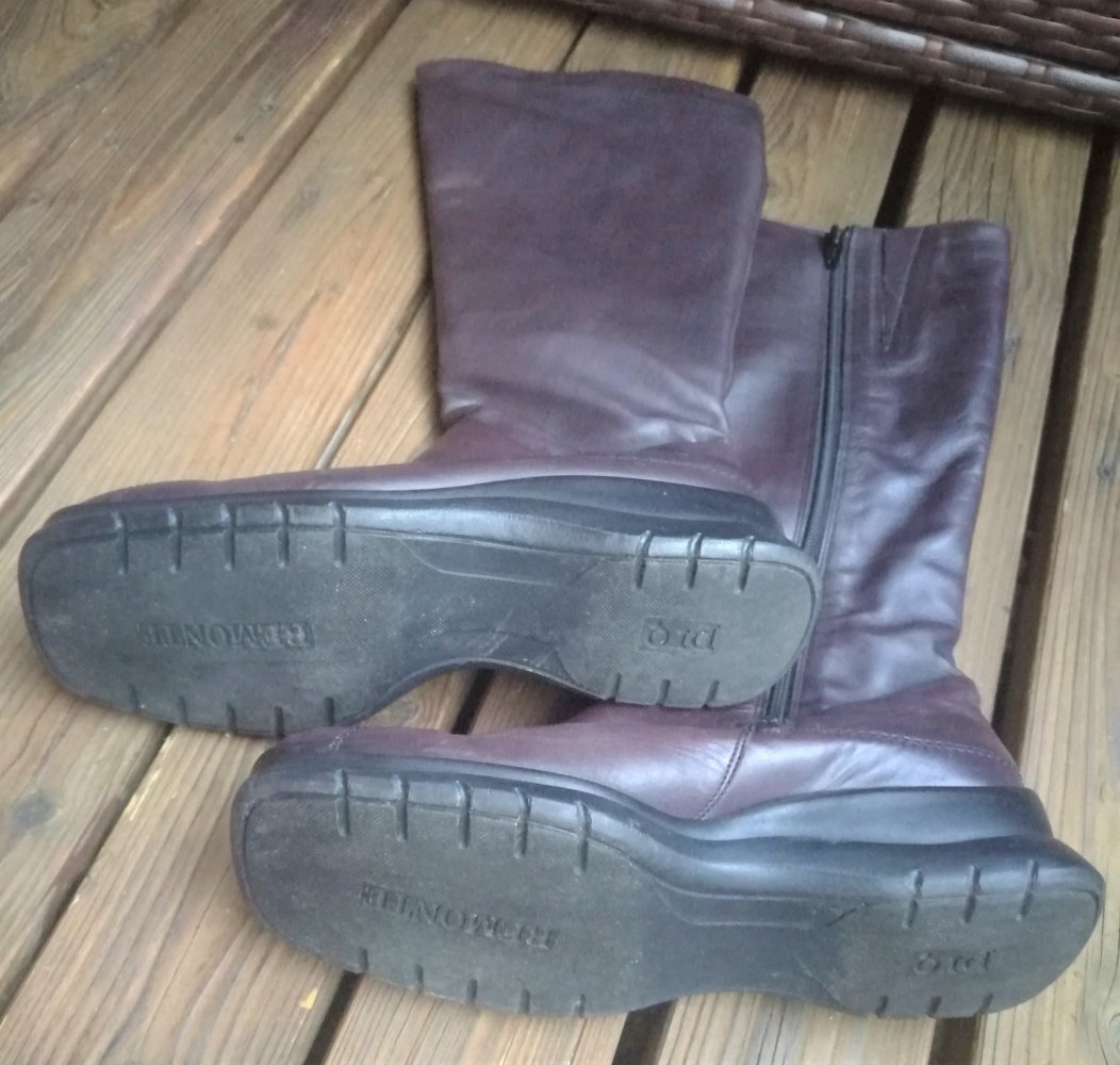 gefütterte Stiefel von Remonte, Gr. 37, Winterstiefel, Lederstiefel, dunkles taupe/violett