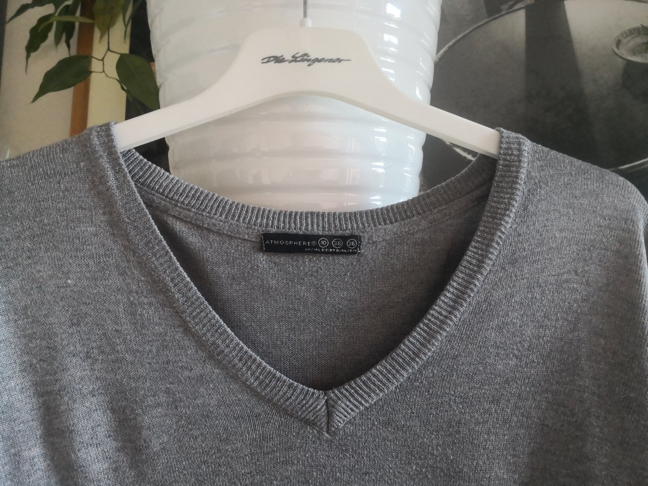 grauer V-Pullover von Primark, Gr. 36