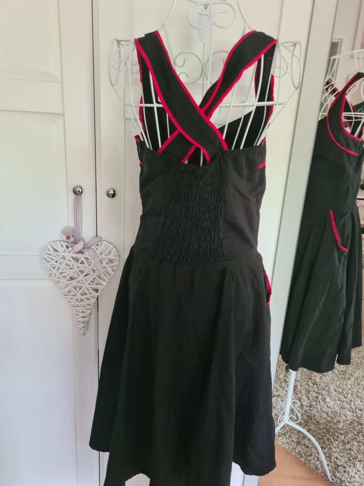 Kleid schwarz/rot EMP 36