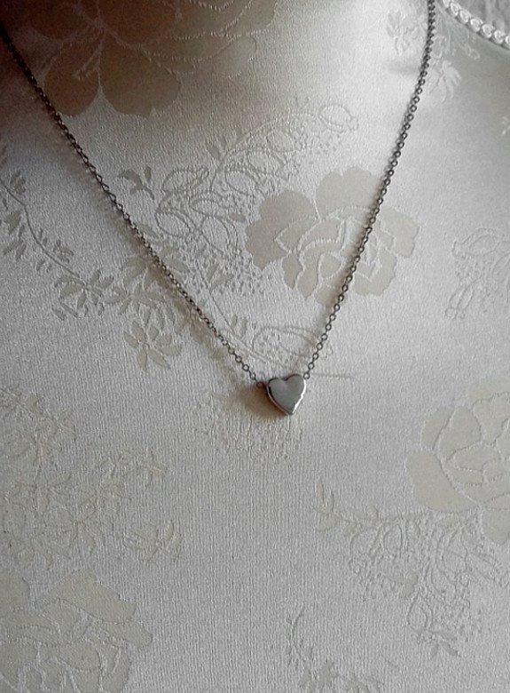 Kette mit Herz Anhänger, silberfarben