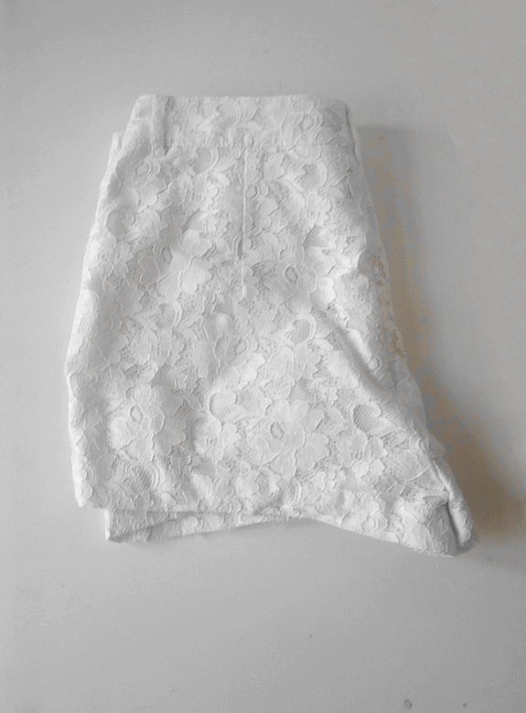 Shorts, weiß, Spitze, Blumen, Gr. 36/S