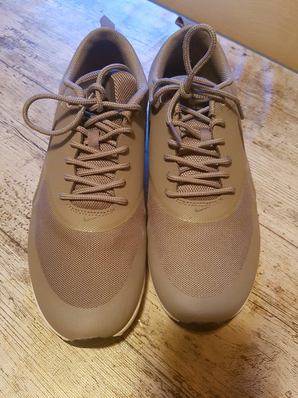 Nike Air Max Thea grau braun taupe Gr. 41 wie neu