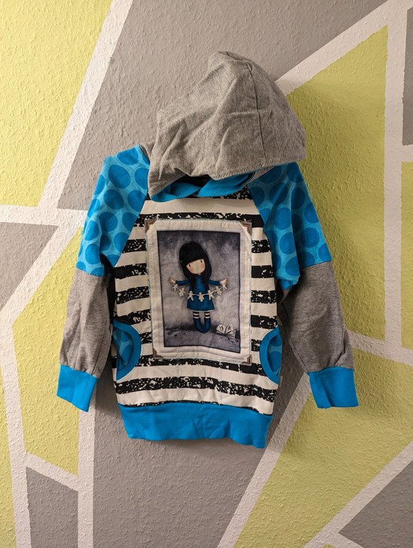 Hoodie Pullover Handmade Gr. 110/116