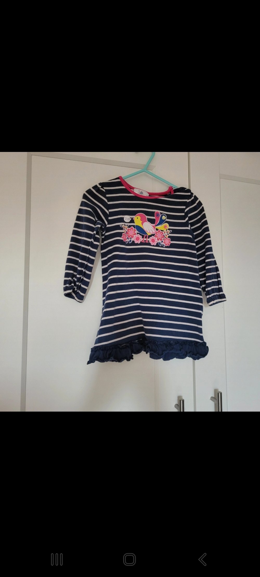 Kleid mit Vogel 