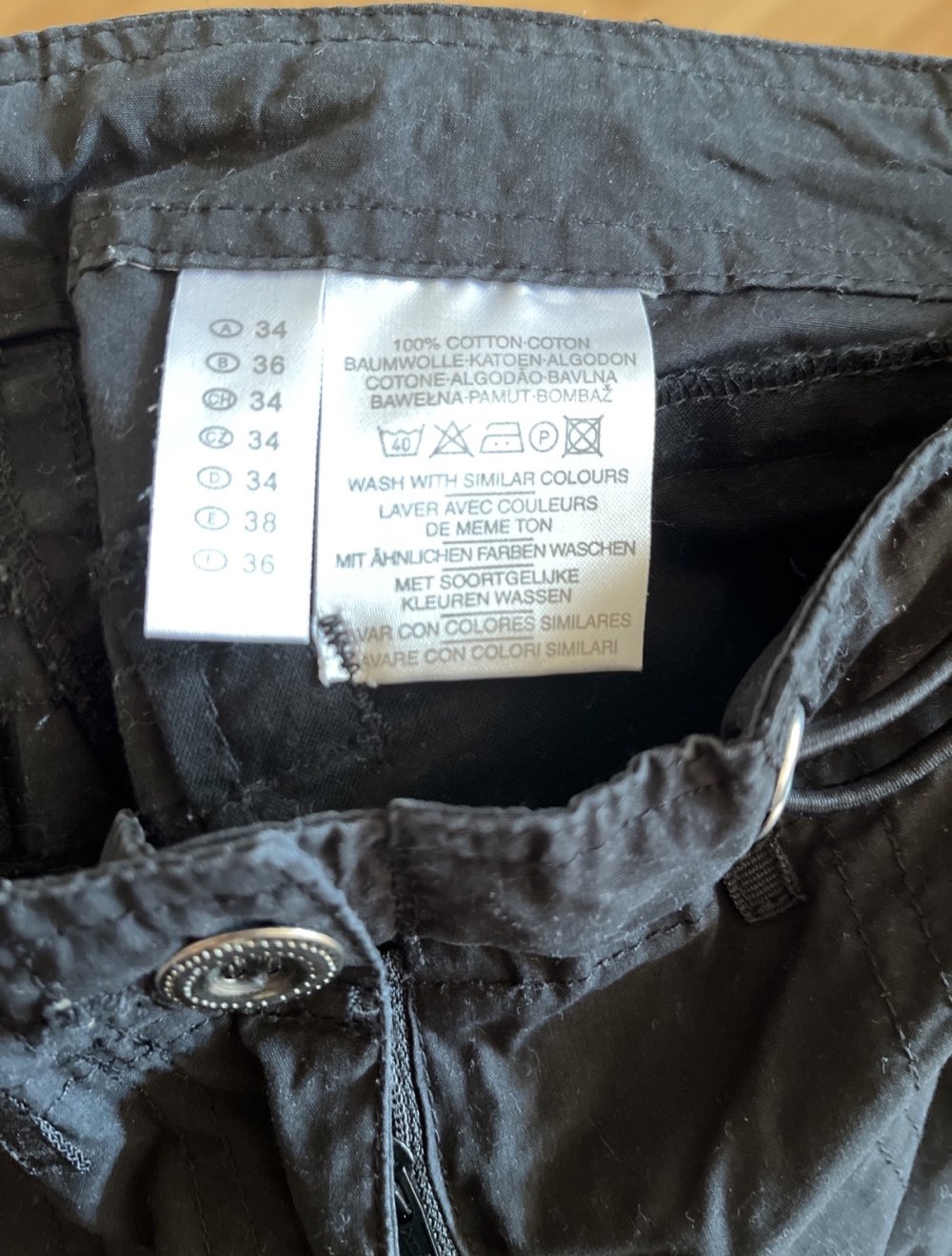 schwarze Freizeithose von Yessica