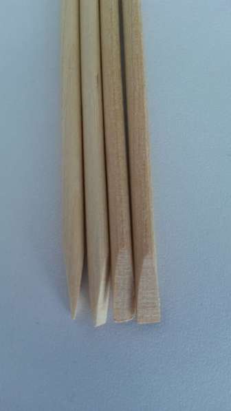 4 Stück Manikürstäbchen aus Holz,