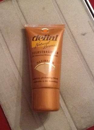 Selbstbräuner von Delial,