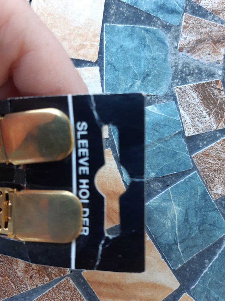 Sleeve Holder