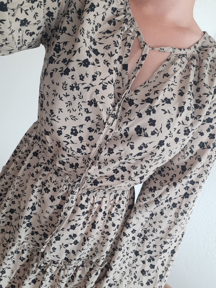 langarm Kleid NEU