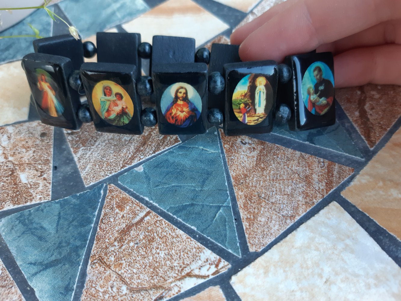 Armband mit Heiligenbilder