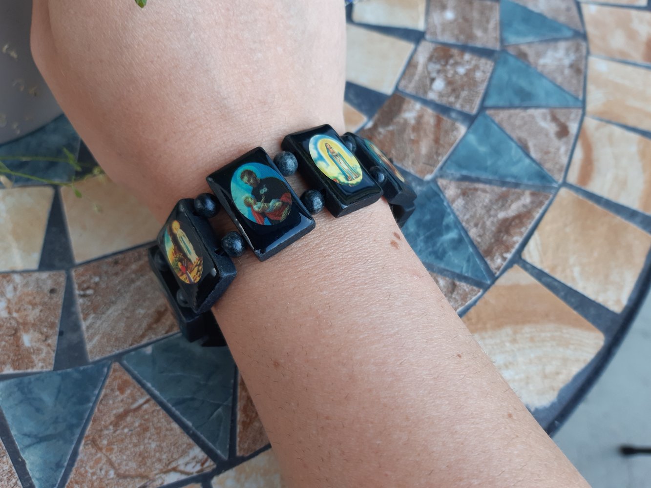 Armband mit Heiligenbilder