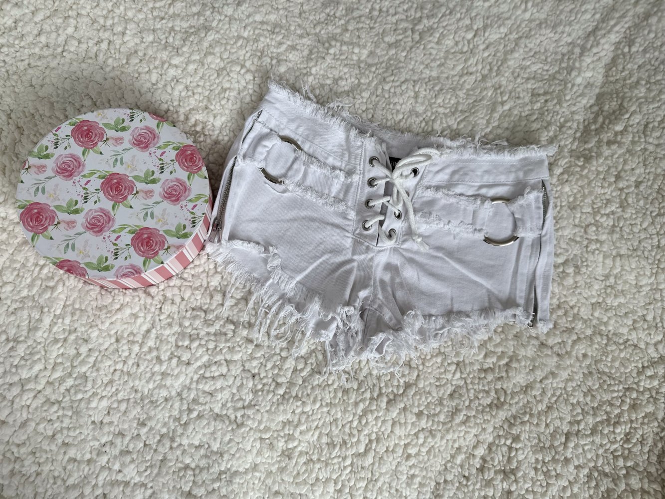 * Jeansshorts * Chic Me * Damen * Gr. S