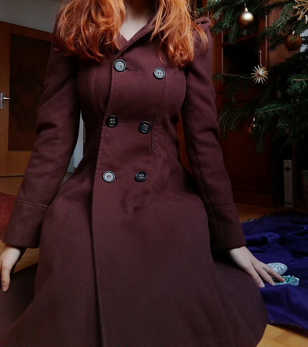 Anliegender Wintermantel