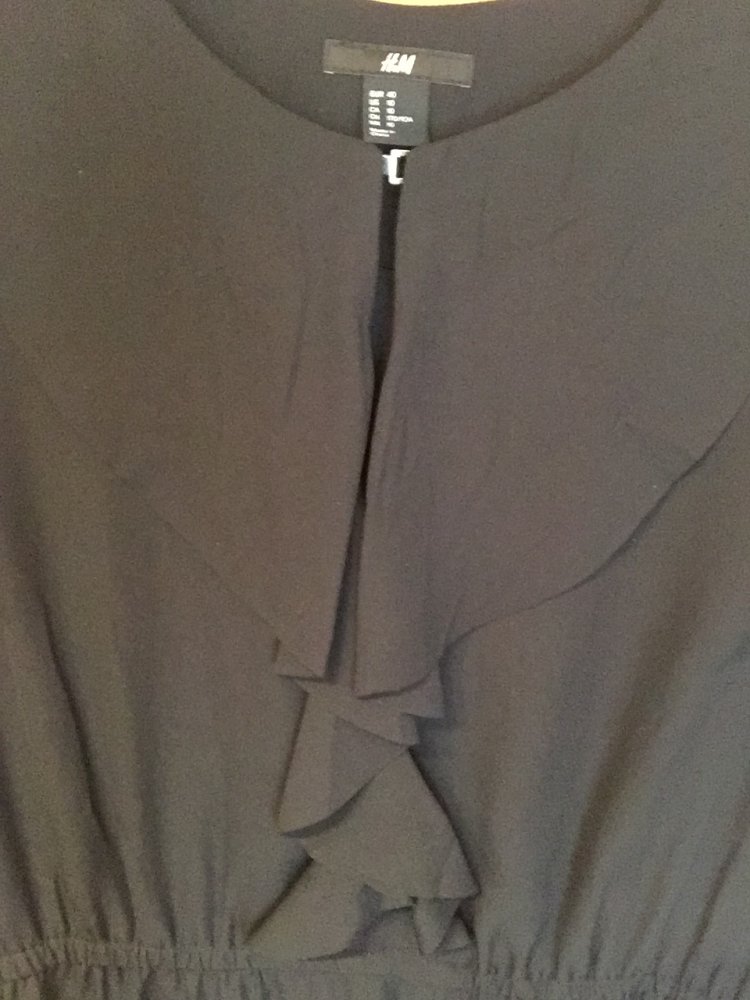 Schickes Kleid in Schwarz NEU