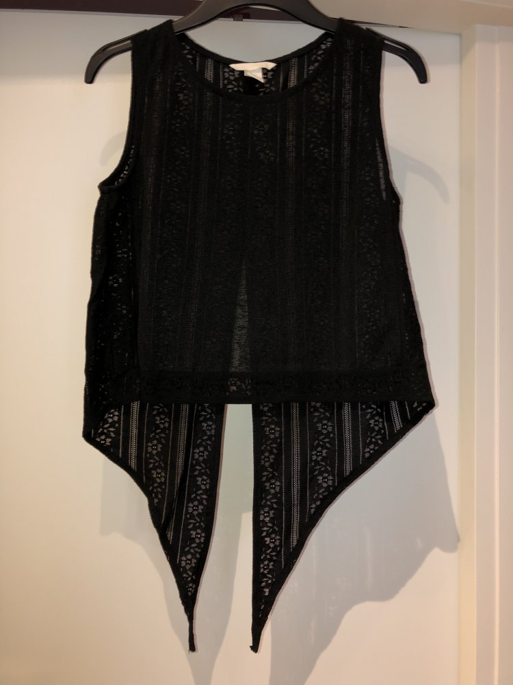 Spitzenshirt schwarz zum binden