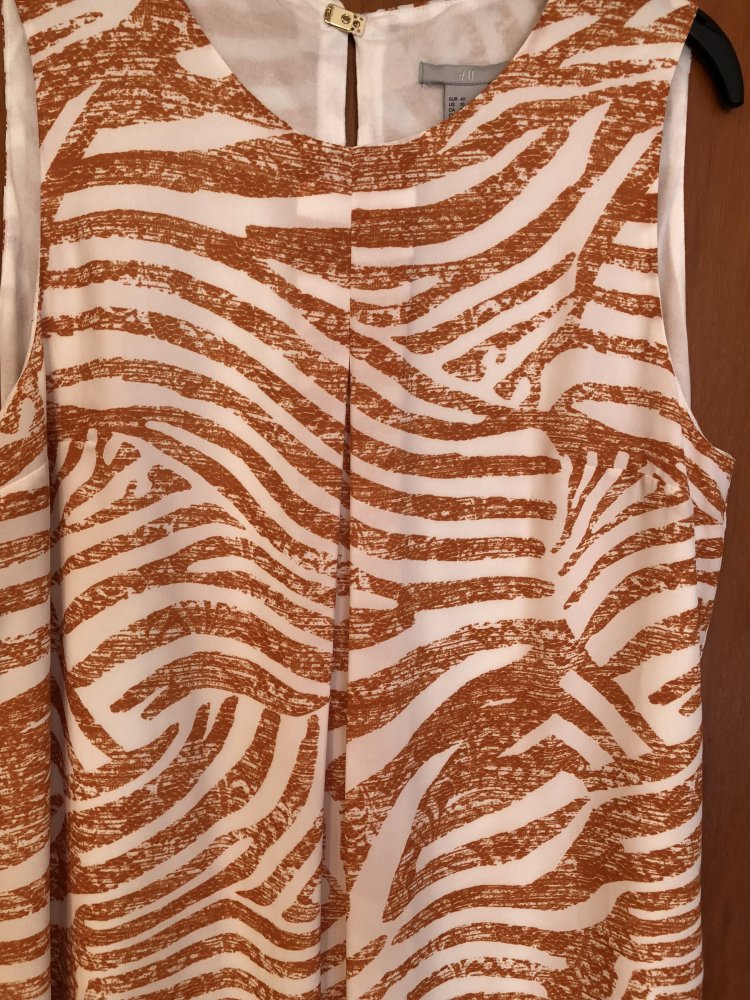 Süsses Kleid NEU