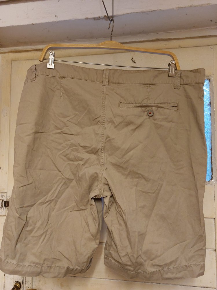 Herren Bermuda Gr 64 Neu mit Etikett 