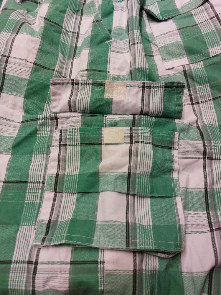 Herren Cargo Capri Gr 3XL kariert ungetragen 