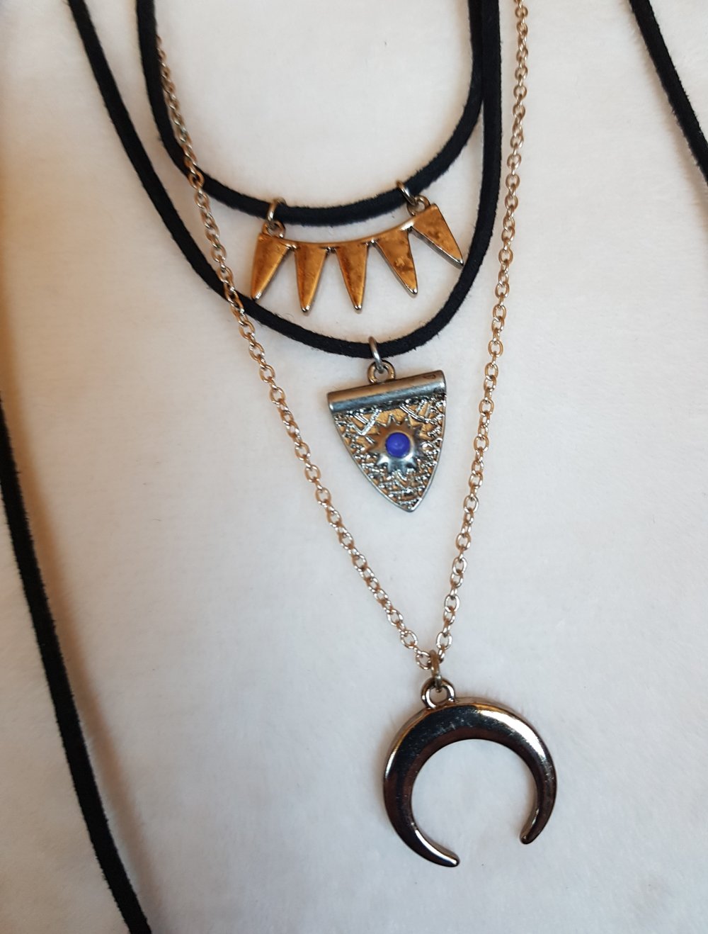 Schöne Kette mehrreihig viel Details