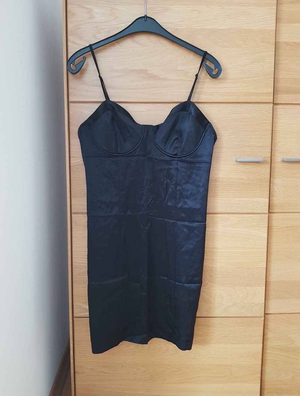 Schwarzes Mini Kleid  Partykleid Satin Gr.M