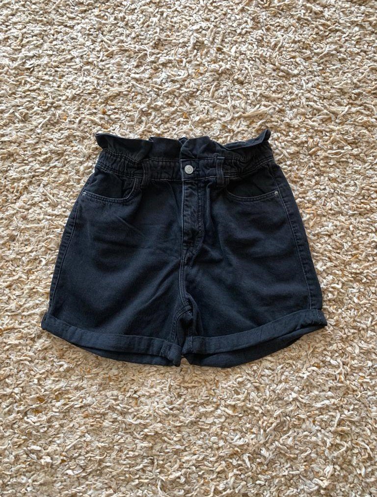 Neu! Retro  Jeansshorts Hotpants schwarz High waist Gr.36