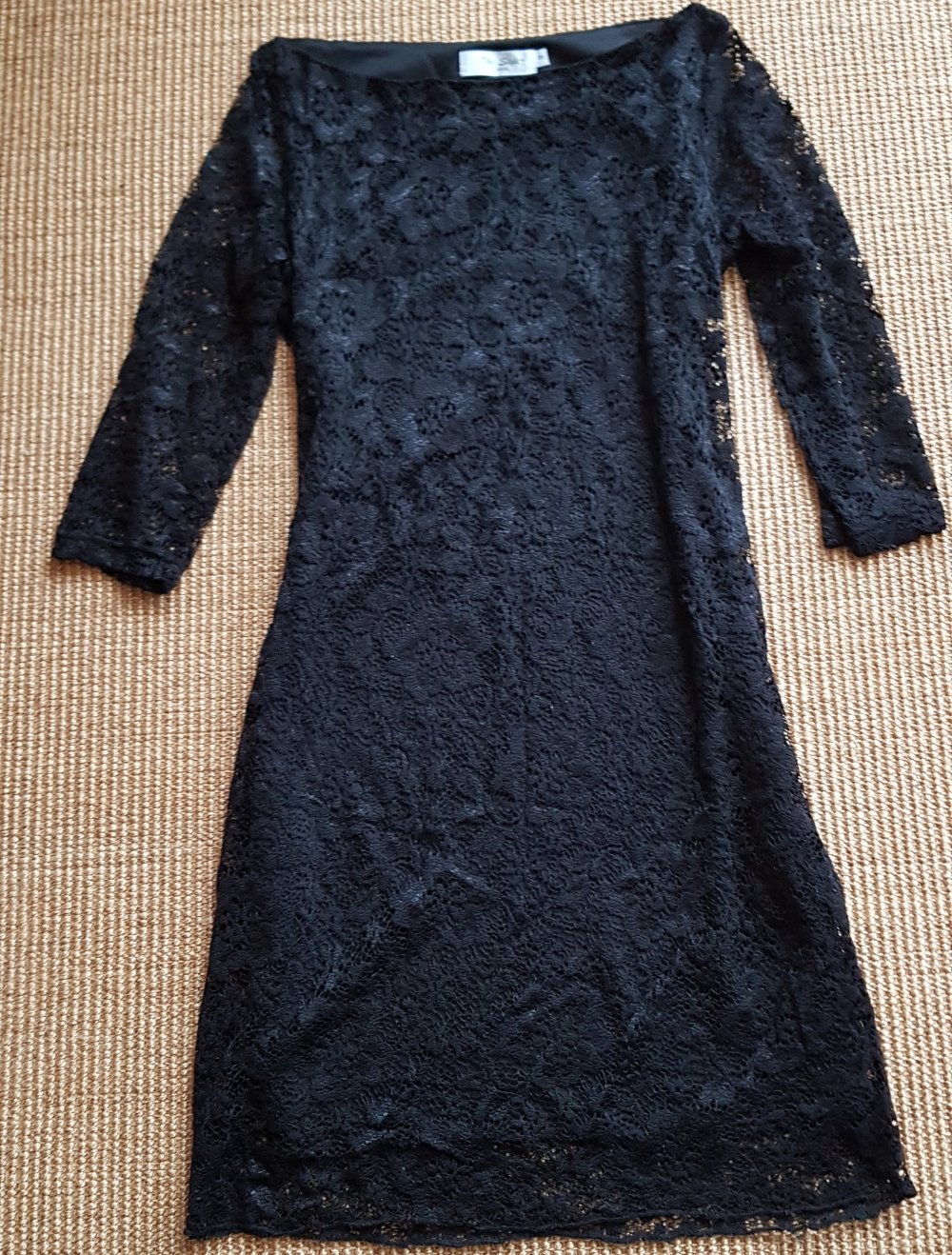 Schwarzes Coctailkleid Spitzenkleid mit Boat Neck Ausschnitt Gr.S