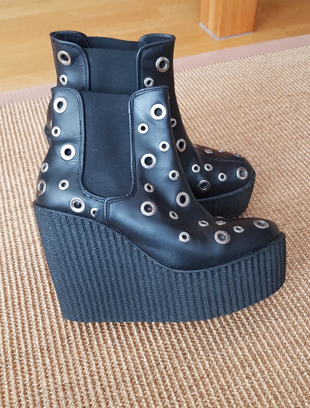 Underground England Plateau Stiefel Chelsea Boots schwarz   Echtleder Cutout Metall Ringe Gothic    Gr.38