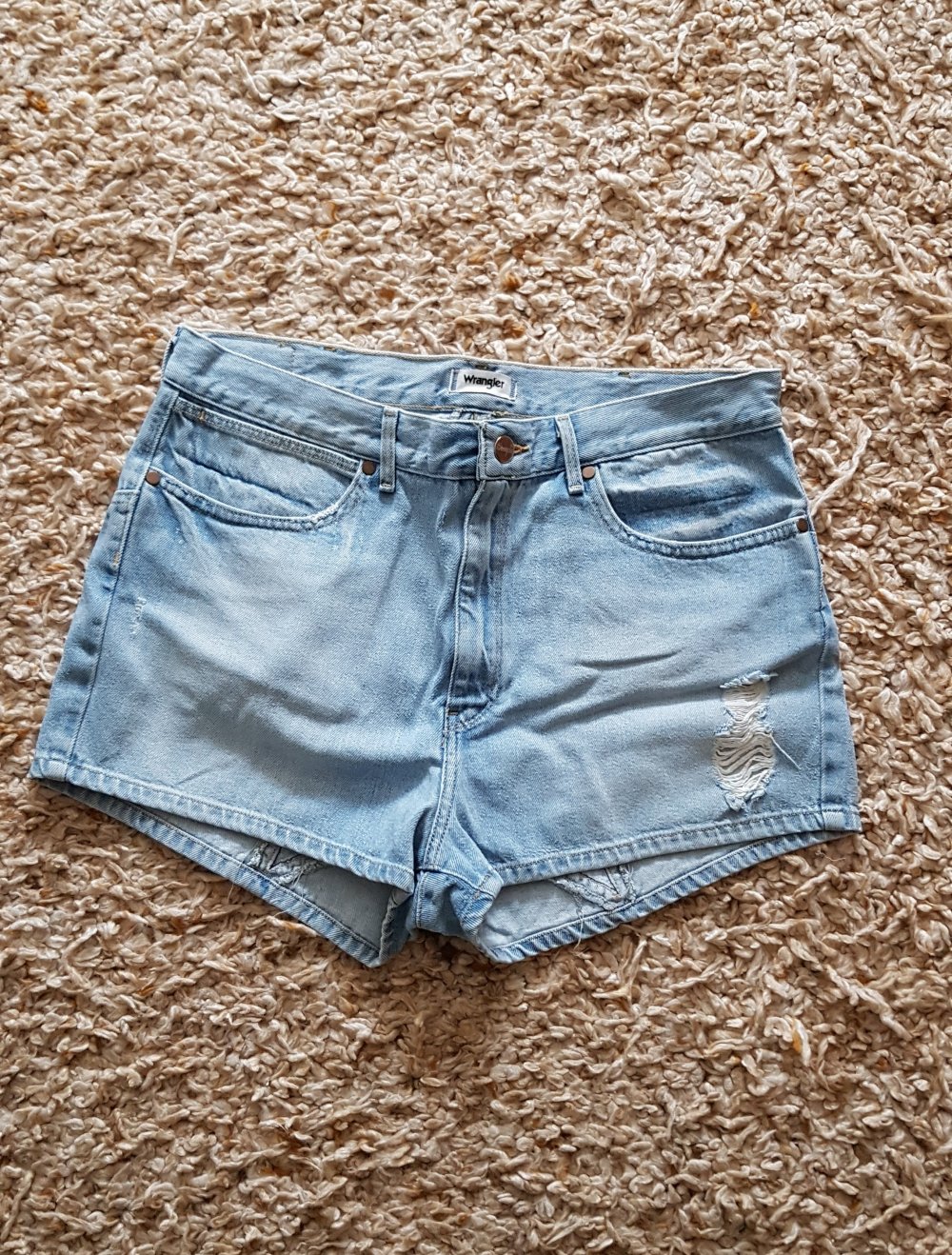Wrangler Pin up Shorts hellblau Gr.L