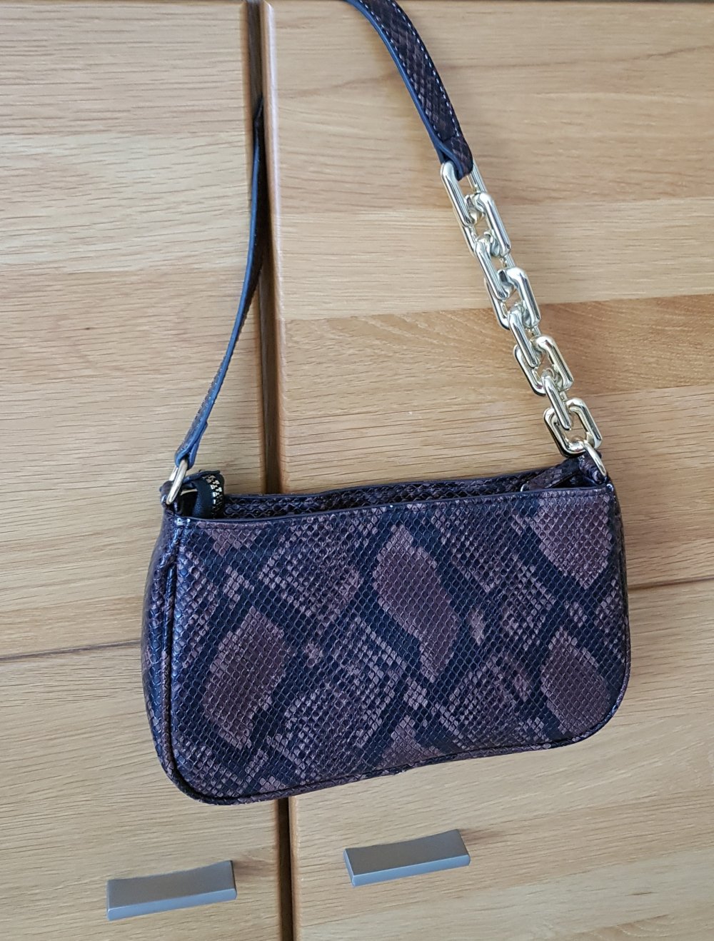Kleine Umhängetasche Tasche Schlangen Muster braun