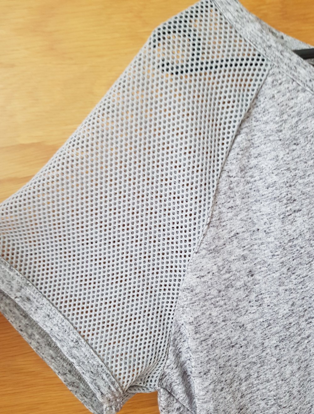 Neu! Sport Shirt Tshirt mit Netz Ärmeln Gr.XL Unisex