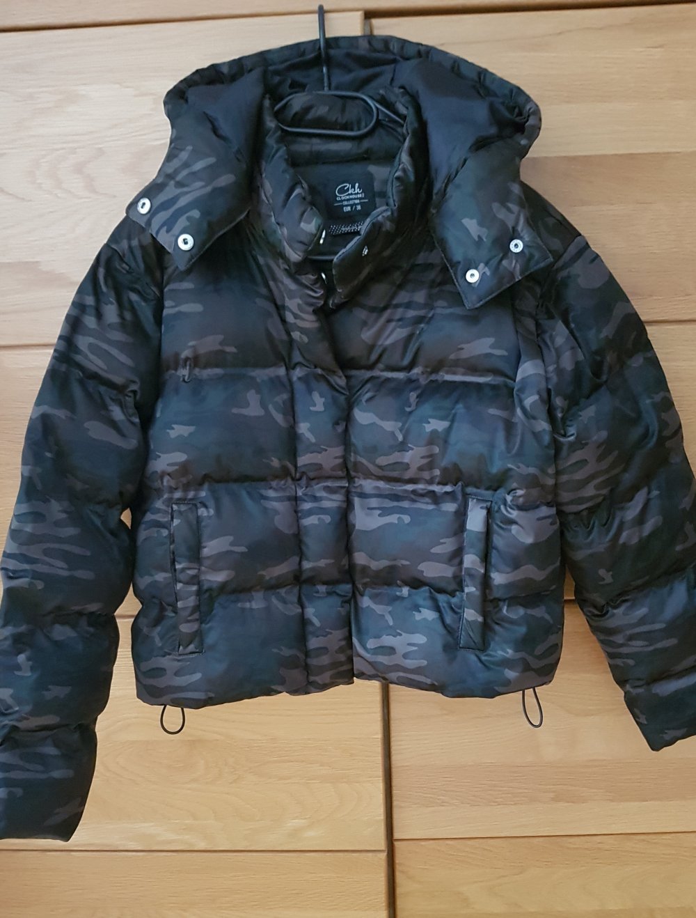 Winter Puffer Jacke mit Kapuze oversized cropped Camouflage Gr.38