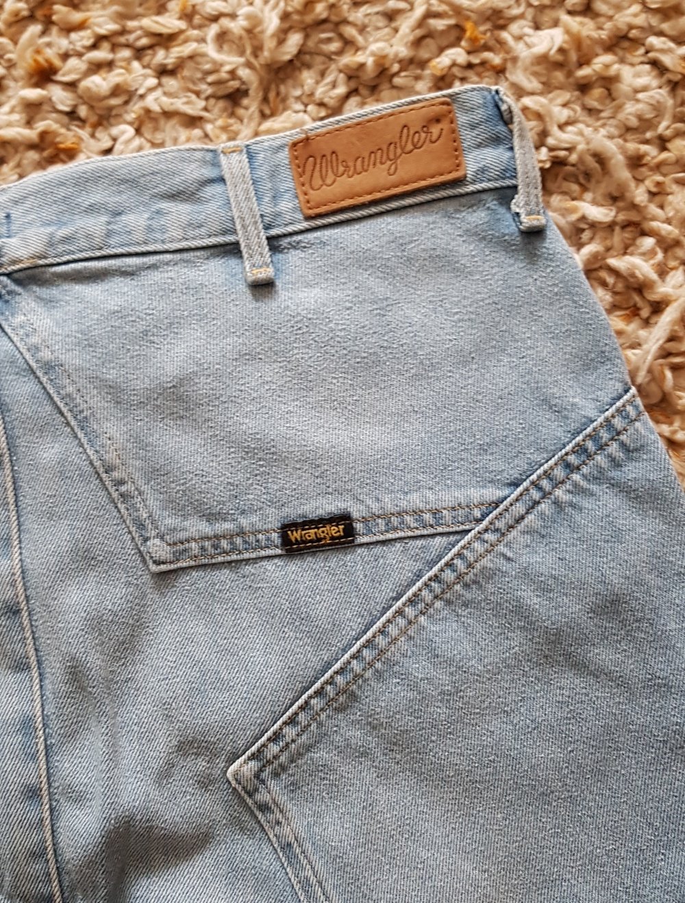 Wrangler Pin up Shorts hellblau Gr.L