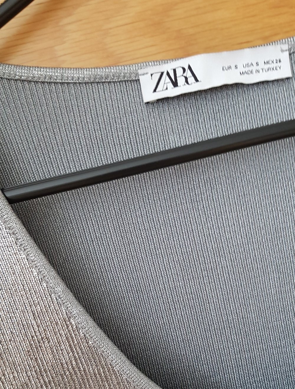 Neu! Zara geripptes Kleid Partykleid Silber Gr.S