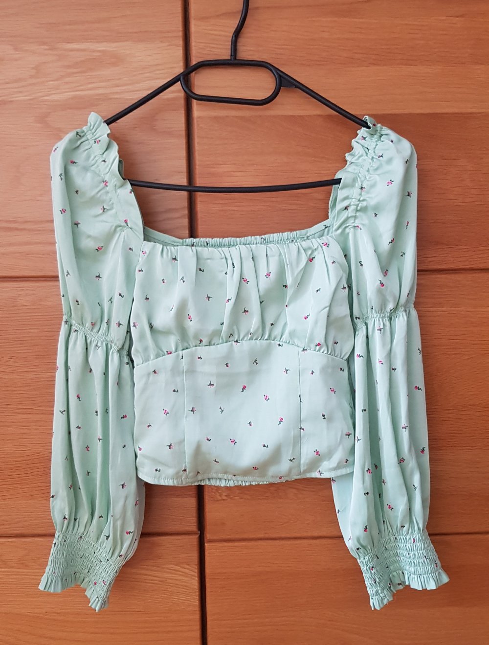 Neue Schöne Cropbluse mint  Blümchen Gr.XS